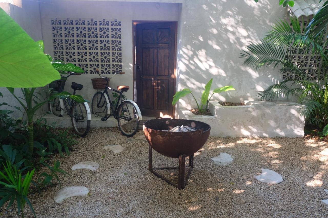 Wabi Sabi Garden Guesthouse By Amara Concepts. 图卢姆 外观 照片